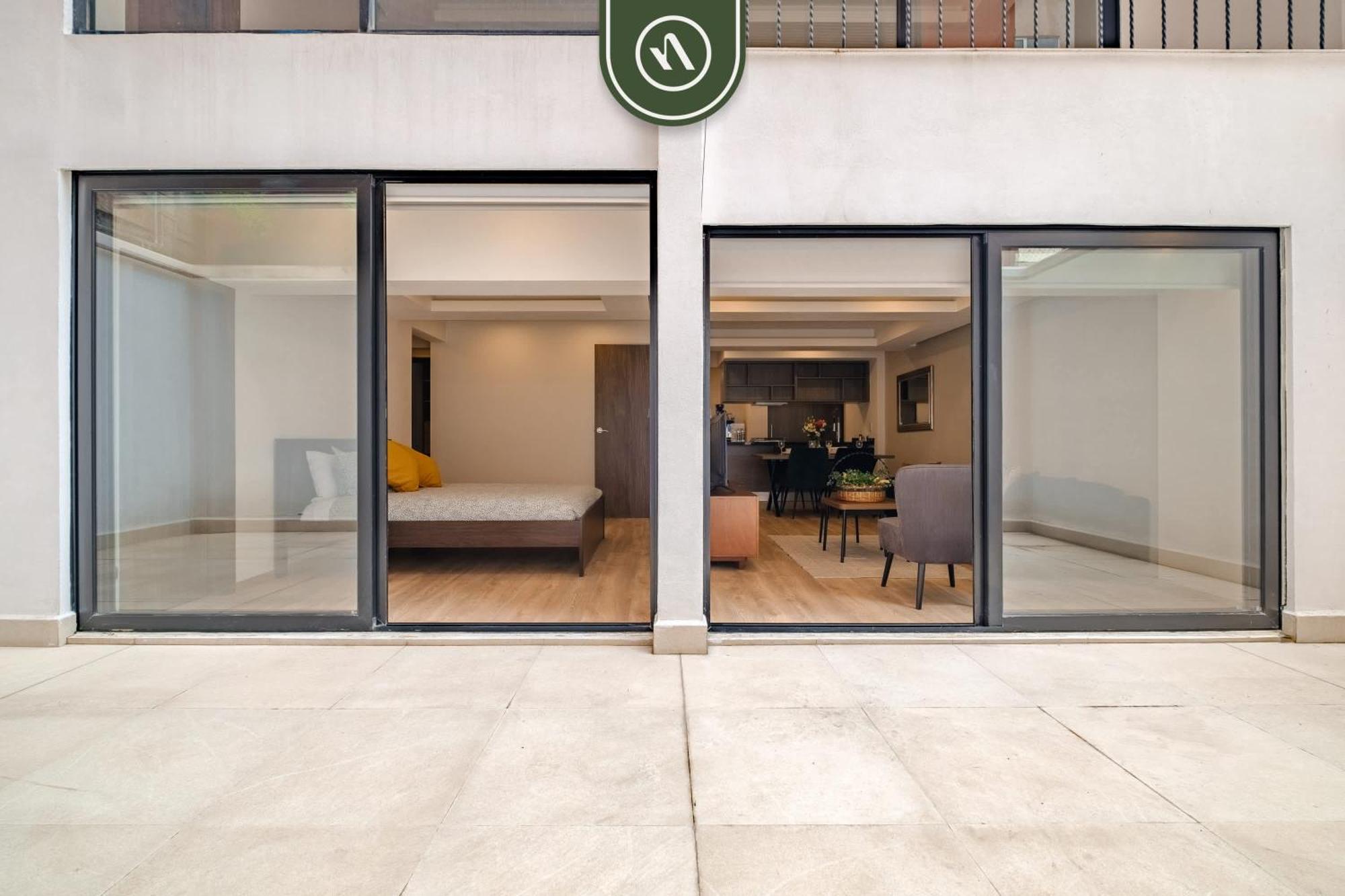 Amazing 2 Bedroom With Private Patio In Reforma Appartement *